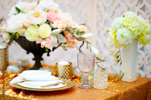 Stylish gold table set