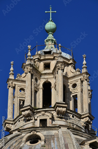 A Beautiful example of baroque roof lantern in Rome