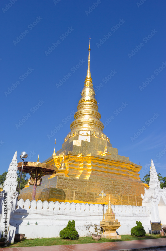 Fototapeta premium Phra That Chae Haeng Temple in Nan Province, Thailand