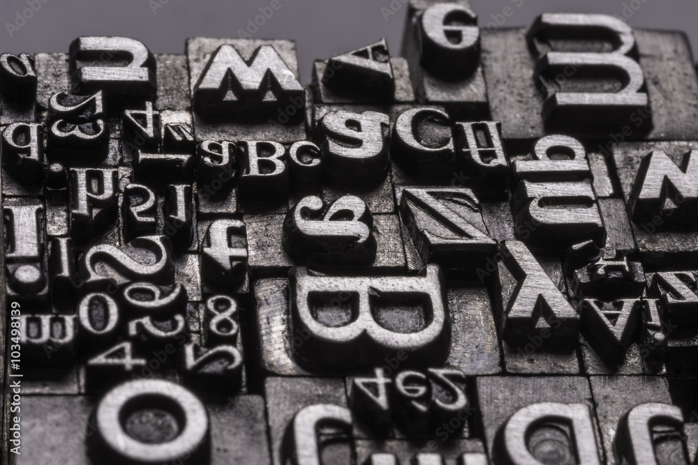 Typographical.
Different metal characters, it used to print documents Typographical.
Different metal characters, it used to print documents