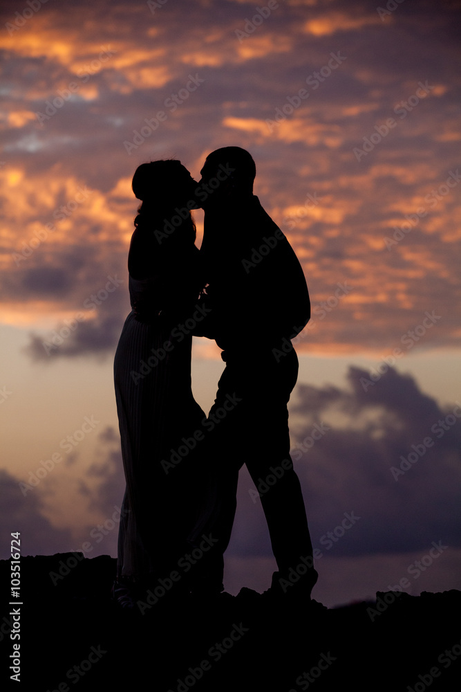 love romance kiss silhouette forever