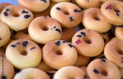 Slika na platnu Close up donut or Doughnuts in the tray. Background.
