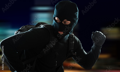 Thief escaping