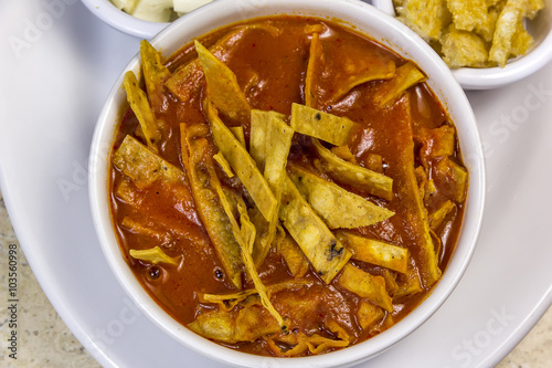 Sopa de tortilla