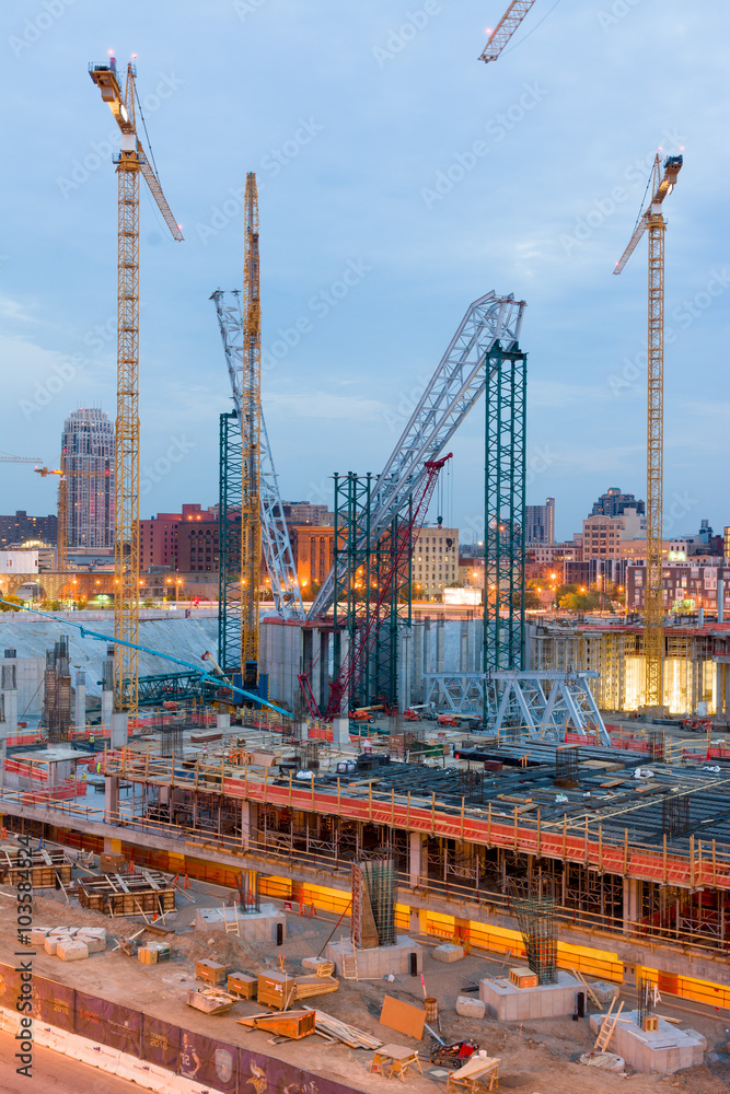 Large Cranes Large Cranes