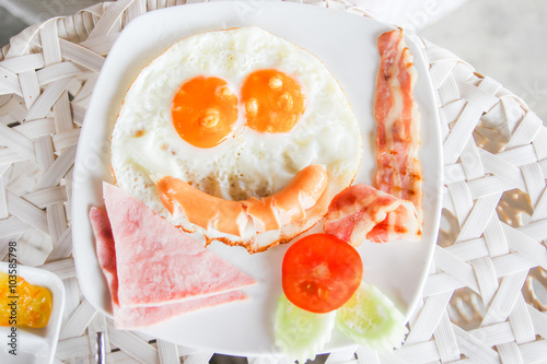Smile american breakfast