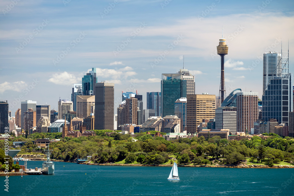 Fototapeta premium Dramatic view at Sydney city urban skyline