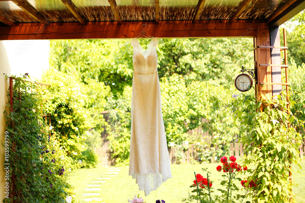Full wedding dress Full wedding dress