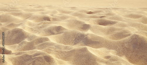 desert sand © BVpix