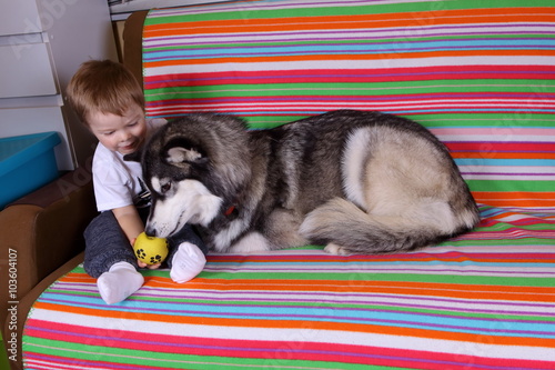 Obraz na płótnie Dziecko i pies