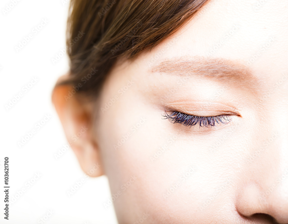 Fototapeta premium Closeup shot of young beautiful woman eyes