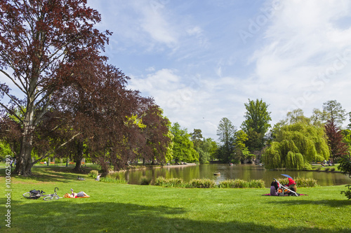 Obraz na płótnie Parc de L'Orangerie in the center of Strasbourg city, France w salonie