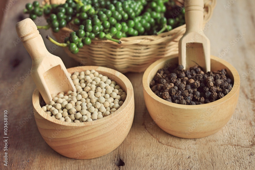seed pepper and dried seed pepper and dried