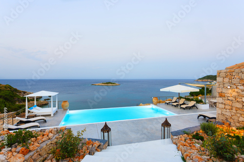 big luxury pool © smoxx