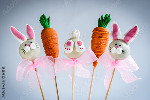 Sweet Easter cake pops photo