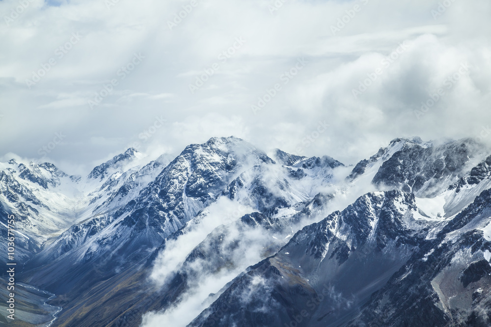 Fototapeta premium Mount Cook und die Südalpen von oben