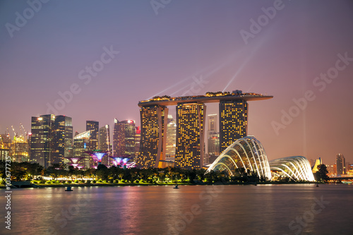 Obraz na płótnie Singapore financial district with Marina Bay Sands w salonie