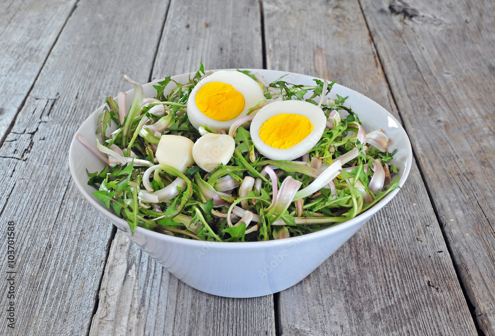 Dandelion salad with eggs and garlic Dandelion salad with eggs and garlic