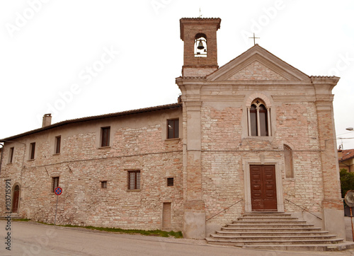 Foto Kirche San Antonio in Fossombrone - Italien