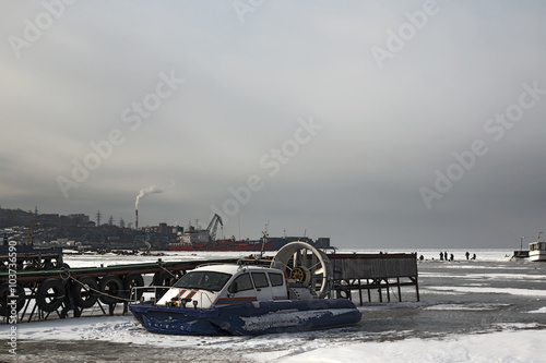 Bilde på lerret hovercraft EMERCOM of Russia stands near the old pier at the ready to save