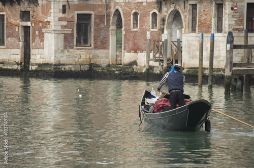 Gondole a venezia © mgil888