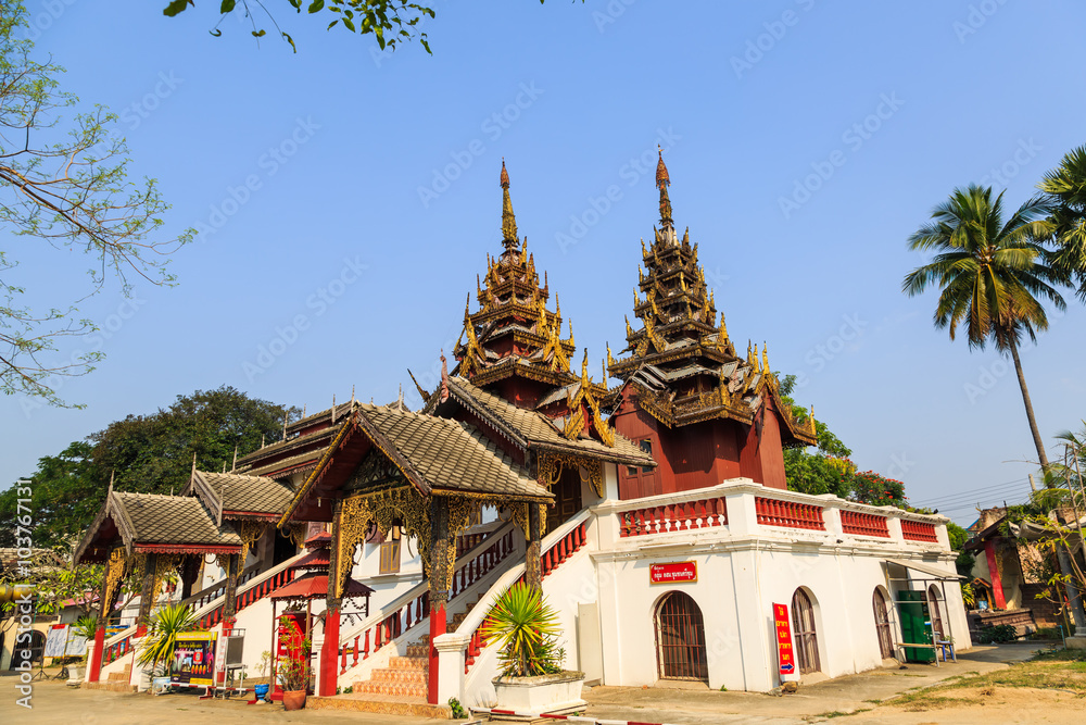 Wat Sri Chum temple