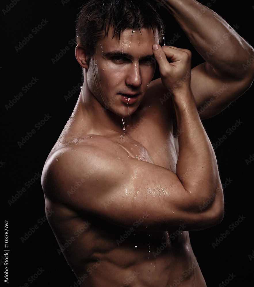 Sexy bodybuilding man Sexy bodybuilding man