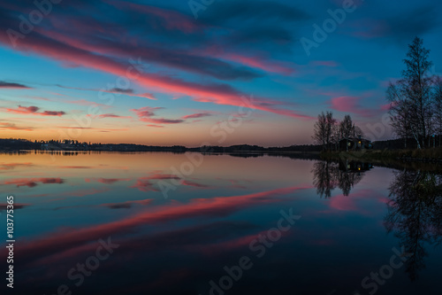Fototapeta Naklejka Na Ścianę i Meble -  Calm evening at lake