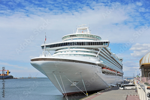 Cruise travel ship © Unkas Photo