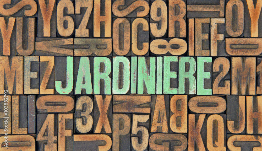 Jardinière / caracteres d'imprimerie en bois Jardinière / caracteres d'imprimerie en bois