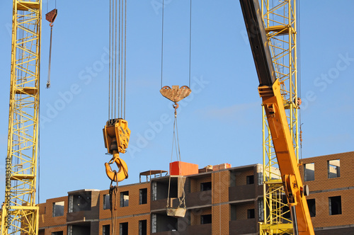 Lifting of the load in the construction of high-rise