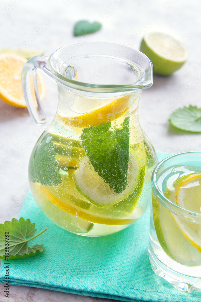 Fototapeta premium Detox water (lemonade)
