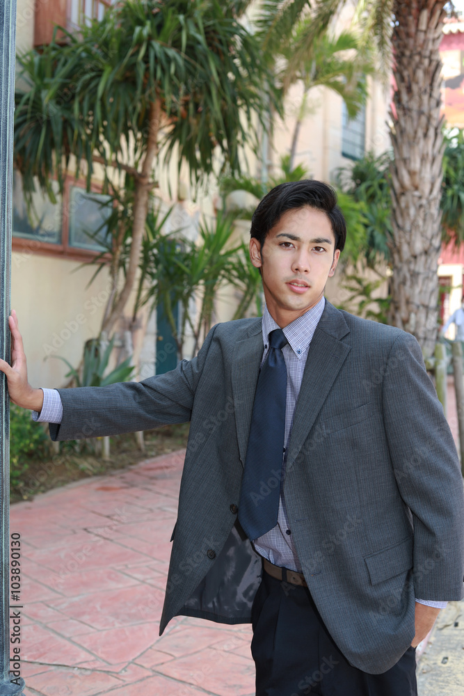 寛ぐビジネスマン