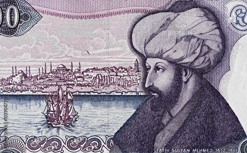 Photo Sultan Mehmed II the Conqueror portrait on turkish 1000 lira banknote macro, Tur