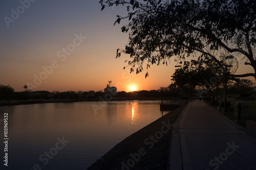 Klong La Lom Lake Sundown