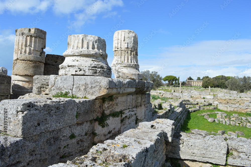 Vestiges d'un temple antique de Paestum