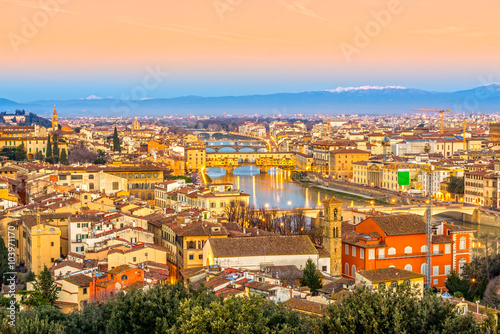 Sunset view of Ponte Vecchio, Florence.