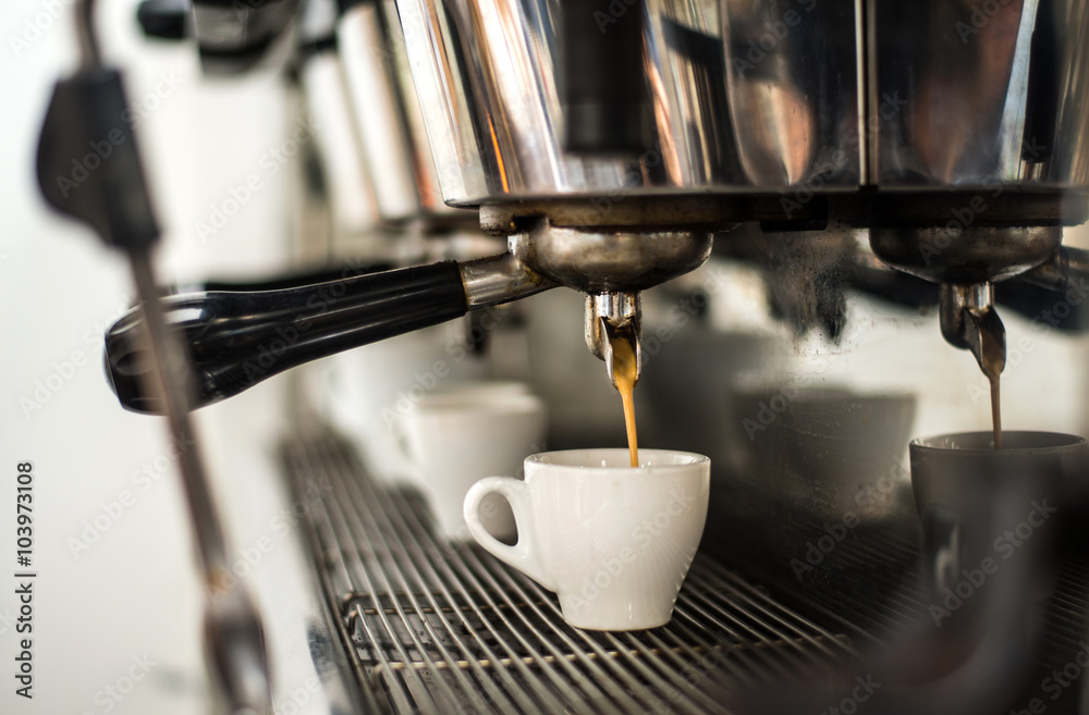 Espresso coffee machine
