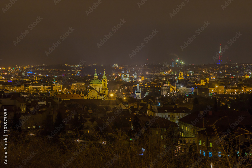 Prag Skyline bei Nacht