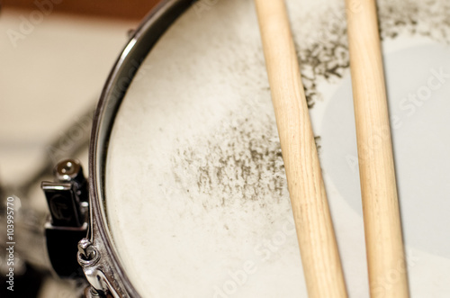 snare drum and sticks
