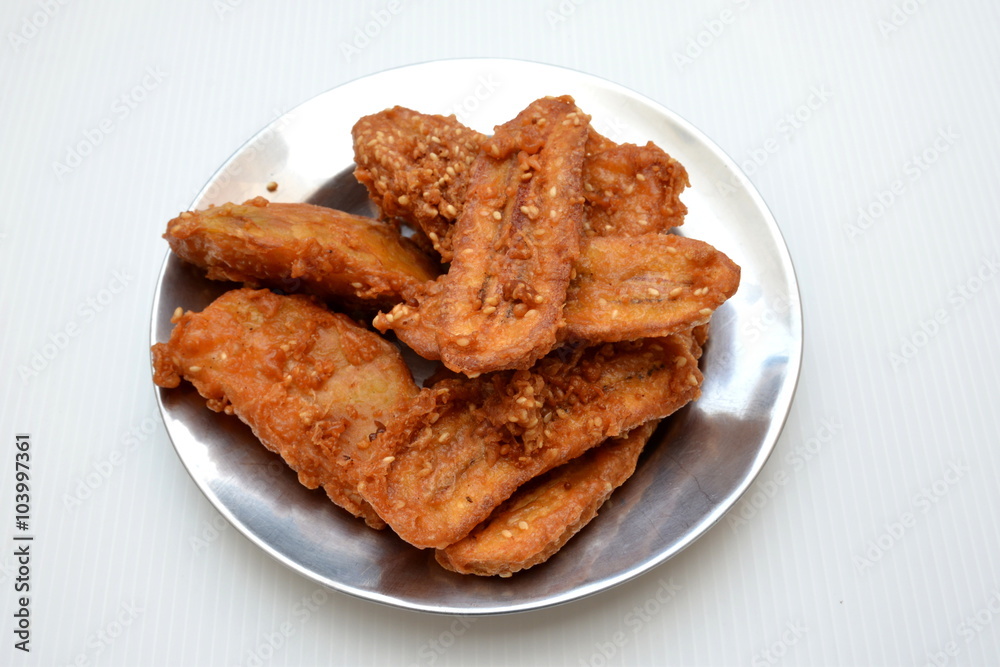 Close up fried bananas sprinkled sesame tasty traditional food Close up fried bananas sprinkled sesame tasty traditional food