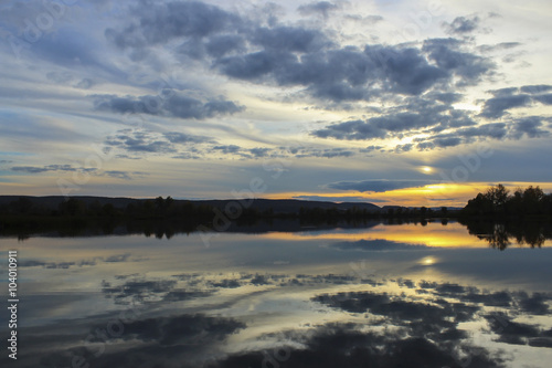 Sunset on the lake © vav63