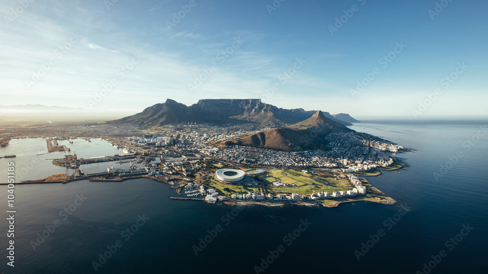 Naklejka premium Widok z lotu ptaka na wybrzeże Kapsztadu, RPA