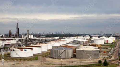 Oil refinery Rotterdam © VanderWolf Images