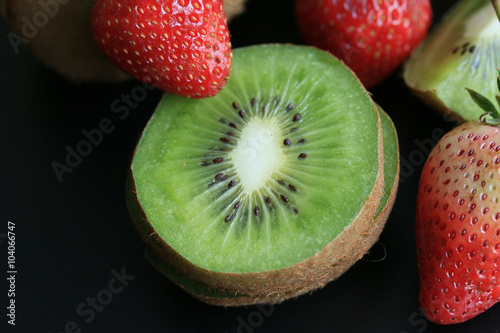 fresh kiwifruit with strawberry
