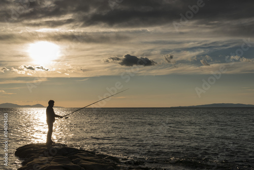 Pescatore a Cala Violina
