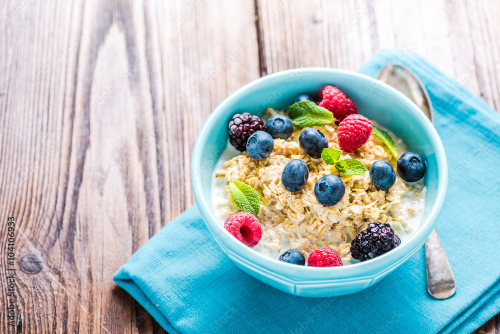 Tasty and light diet cereal breakfast with sumer fruits, wellbei Tasty and light diet cereal breakfast with sumer fruits, wellbei