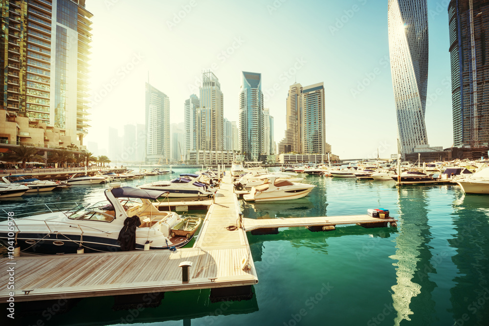 Fototapeta premium Dubai Marina o zachodzie słońca, Zjednoczone Emiraty Arabskie