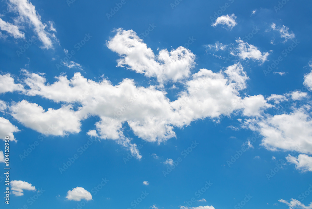 Fototapeta premium Blue sky with clouds nature for background