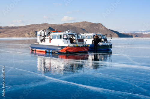 Foto Hovercraft on the surface of Lake Baikal